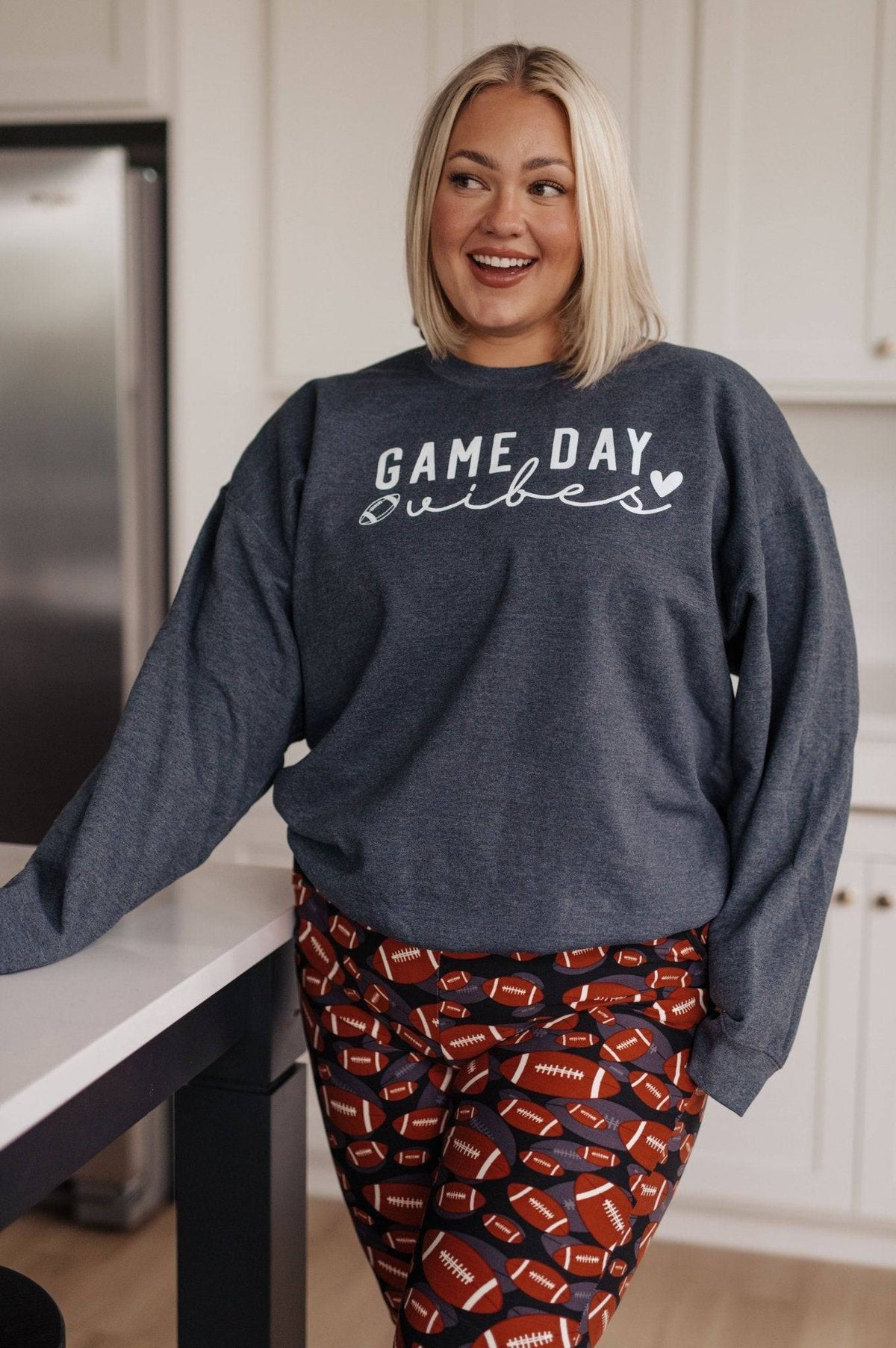 Game Day Vibes Pullover - 1985 the VAULT Boutique