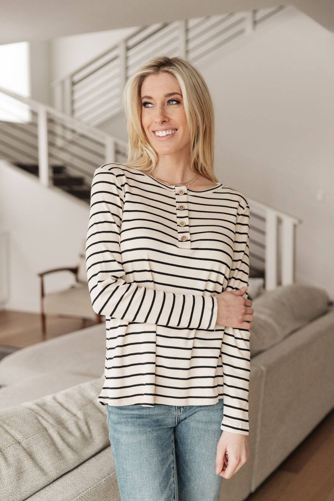 Stripe Right Top